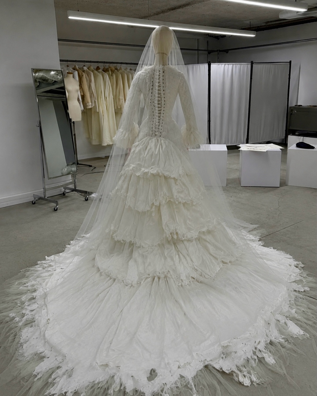 casamento gabbriette e matty healy - metrópoles
