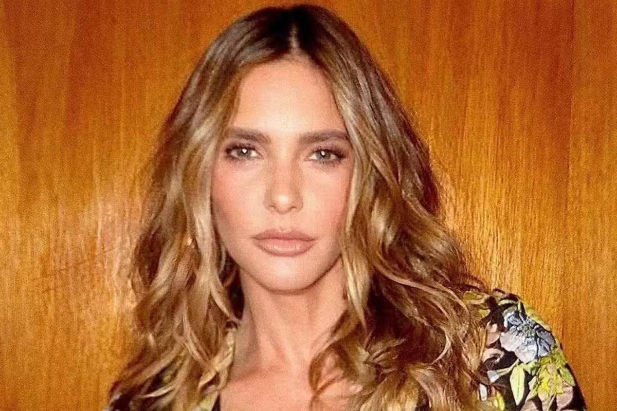 Caso Fernanda Lima: nota aponta questionamentos sobre gestão da Prada