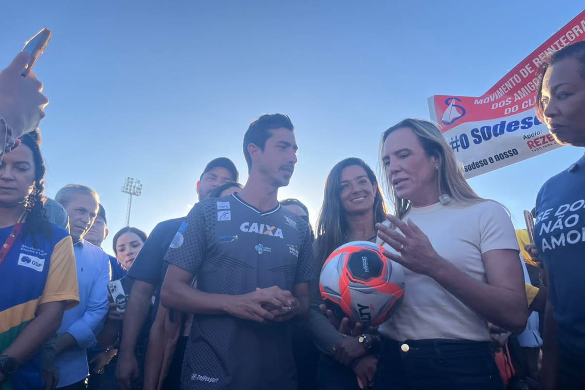 Estádio Augustinho Lima é reinaugurado em homenagem a Caio Bonfim
