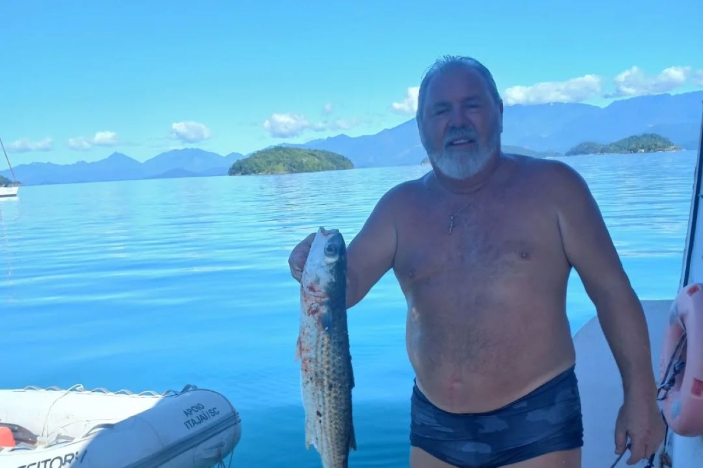 Imagem vinculada ao feed original: IML identifica pescador morto em naufrágio causado por ventania no Rio