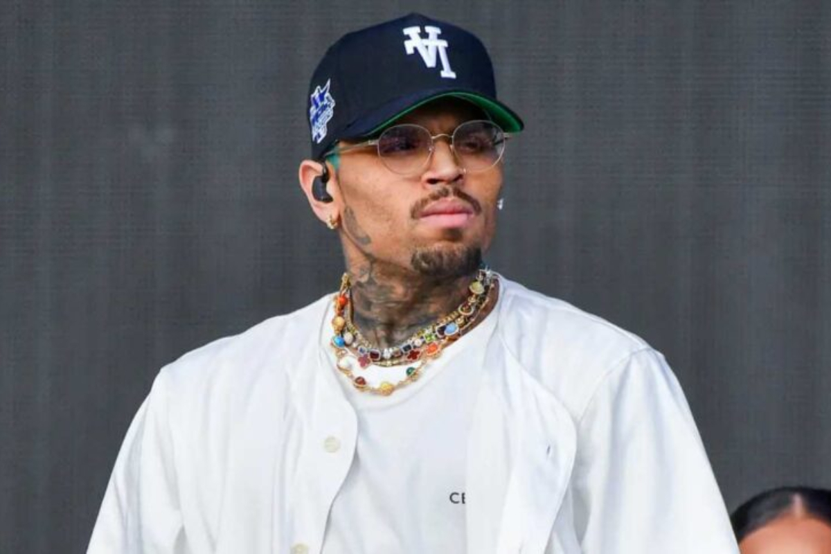 Chris Brown pode ser preso por agressão em boate. Entenda