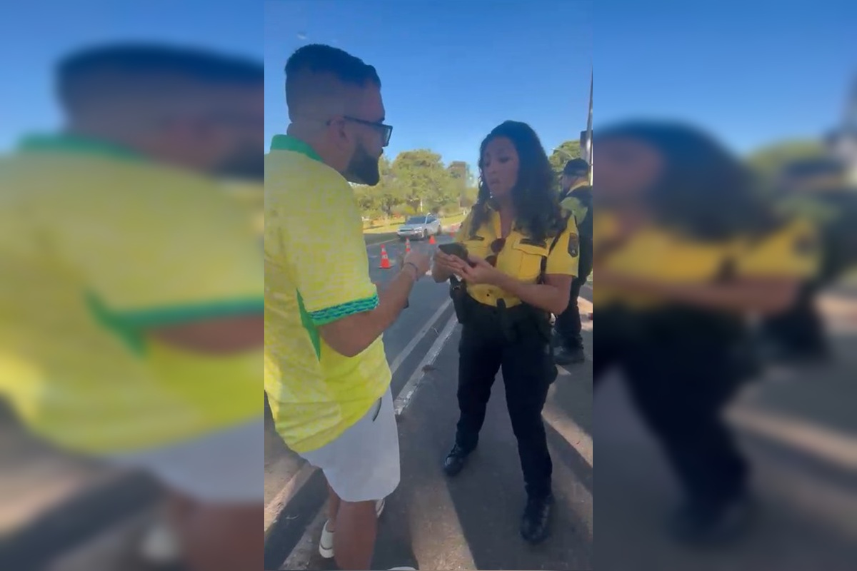 Advogado e agente do Detran-DF batem boca em blitz: "Para o caralho"