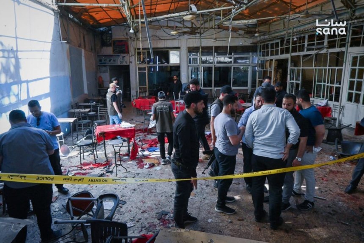 Explosão de bomba deixa ao menos cinco mortos em cafeteria na Síria