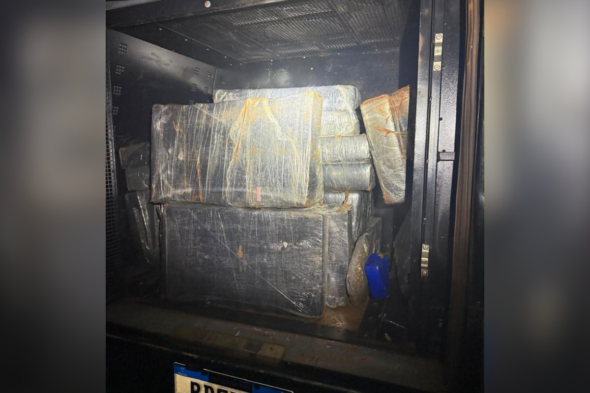 PF flagra carga do Paraguai e apreende 373 kg de maconha