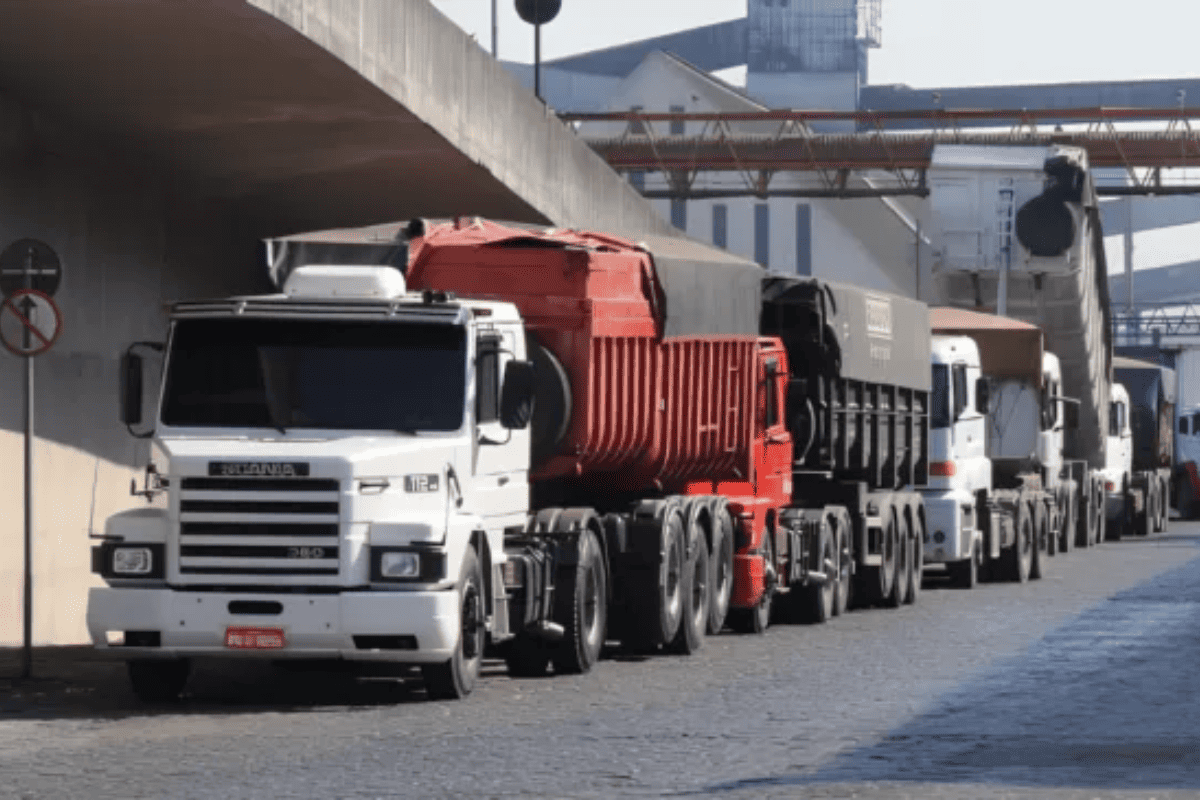 MP do Frete: Greve de Caminhoneiros e Prazo no Senado