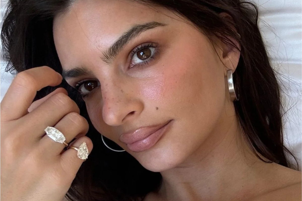 Emily Ratajkowski