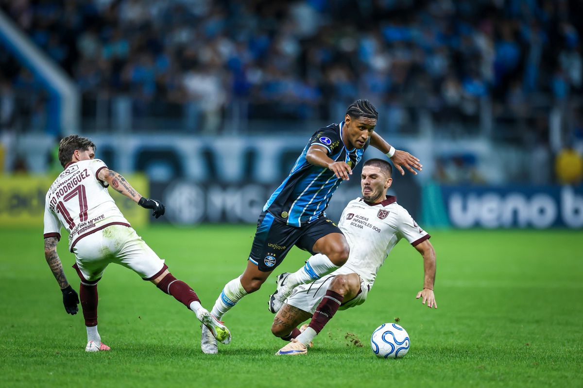Bolívar avança na Sul-Americana ao derrotar Grêmio