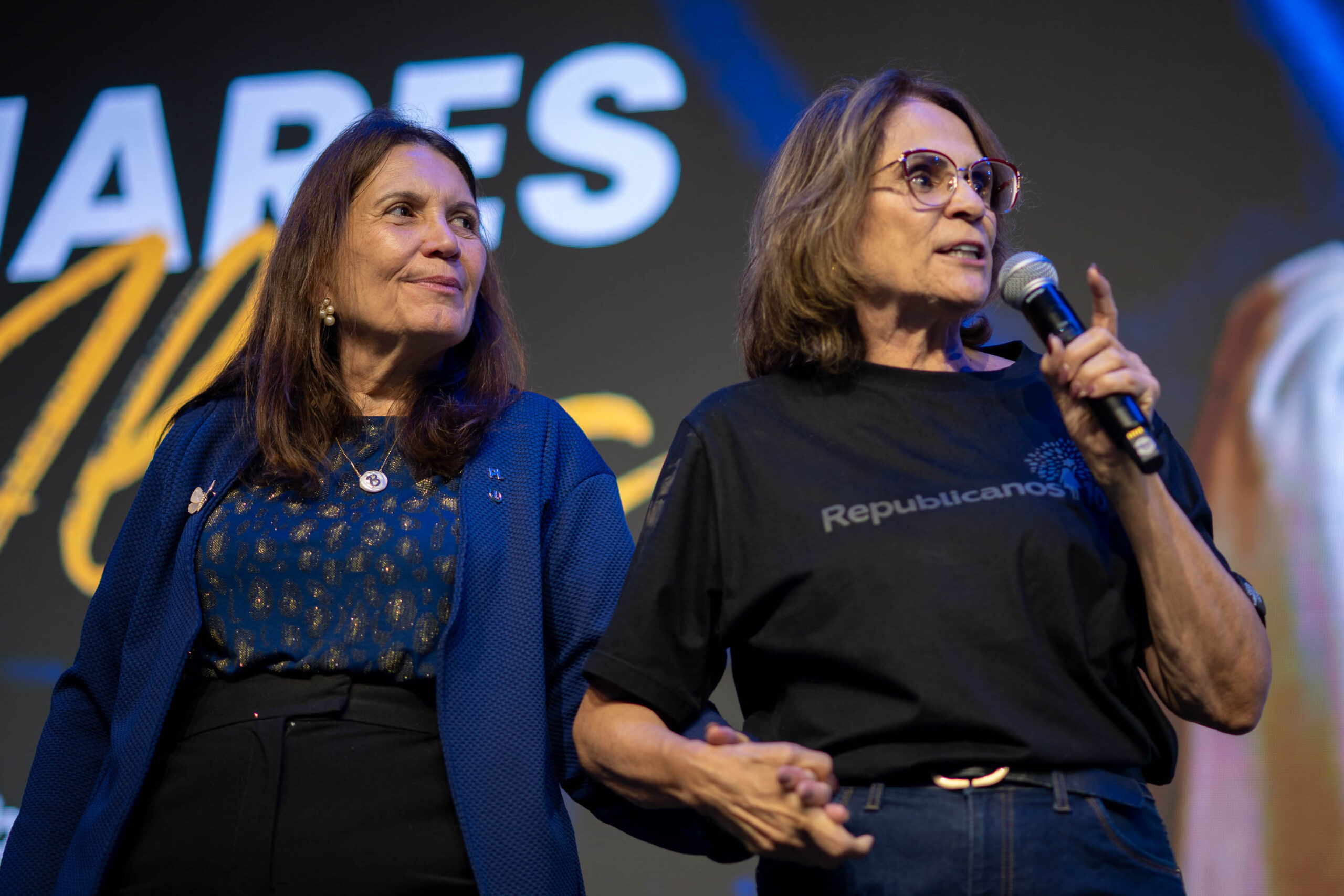 Bia Kicis destaca apoio a Michelle Bolsonaro em evento do Republicanos