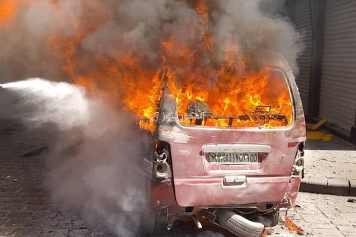 Explosão perto de hotel abala visita de Macron à Síria
