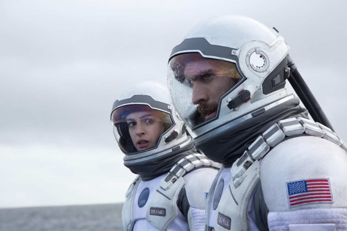 Anne Hathaway e Wes Bentley em Interestelar