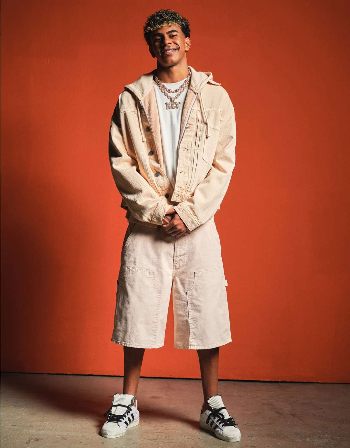 foto com cor. lamine yamal parceria american eagle - metrópoles