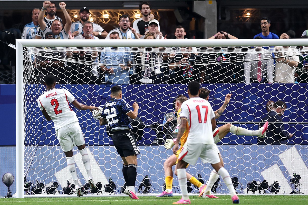 Jornais europeus repercutem eliminação da Inglaterra na Copa do Mundo 14 Lautaro Martinez marca gol da Argentina contra a Inglaterra