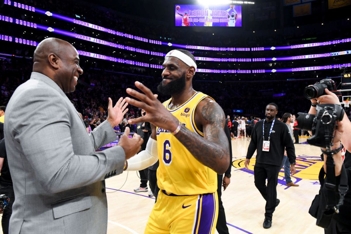 Magic Johnson sobre ida de LeBron ao 76ers: "Um dos melhores da NBA”