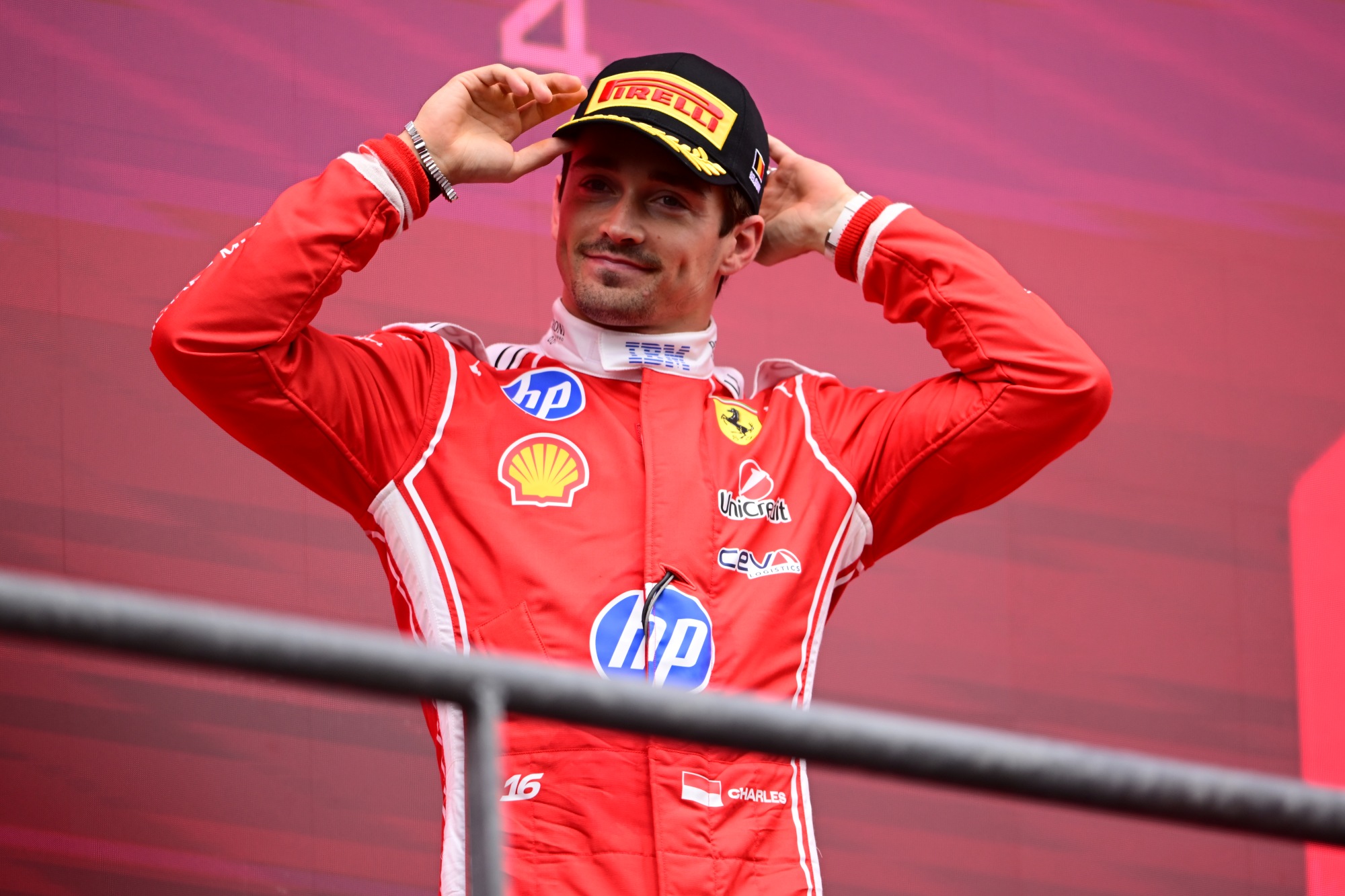 Leclerc lidera primeiro treino livre na Hungria e Bortoleto fica em 6º 7 Charles Leclerc, Ferrari, líder do treino