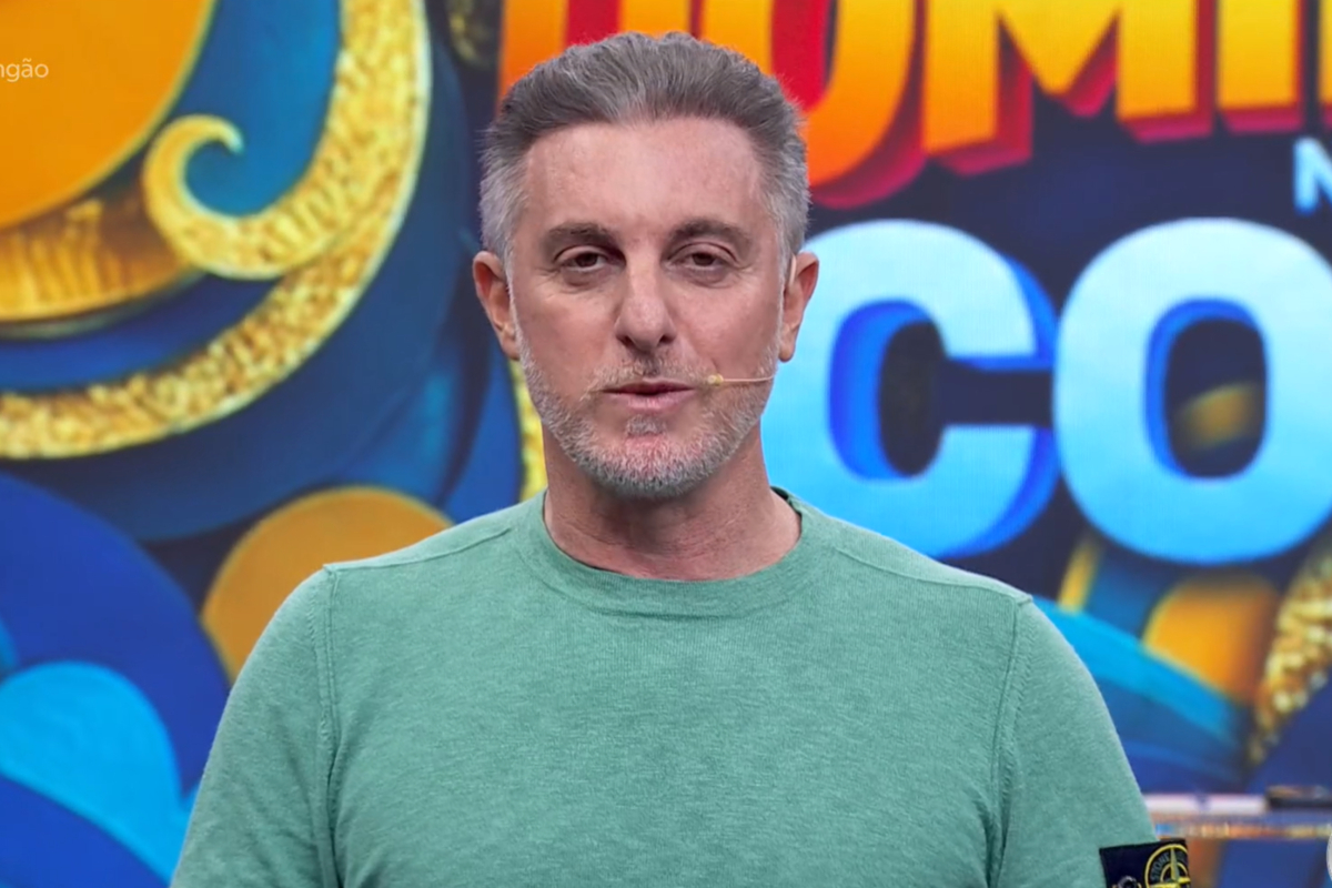 Luciano Huck desabafa e manda recado após a eliminação do Brasil