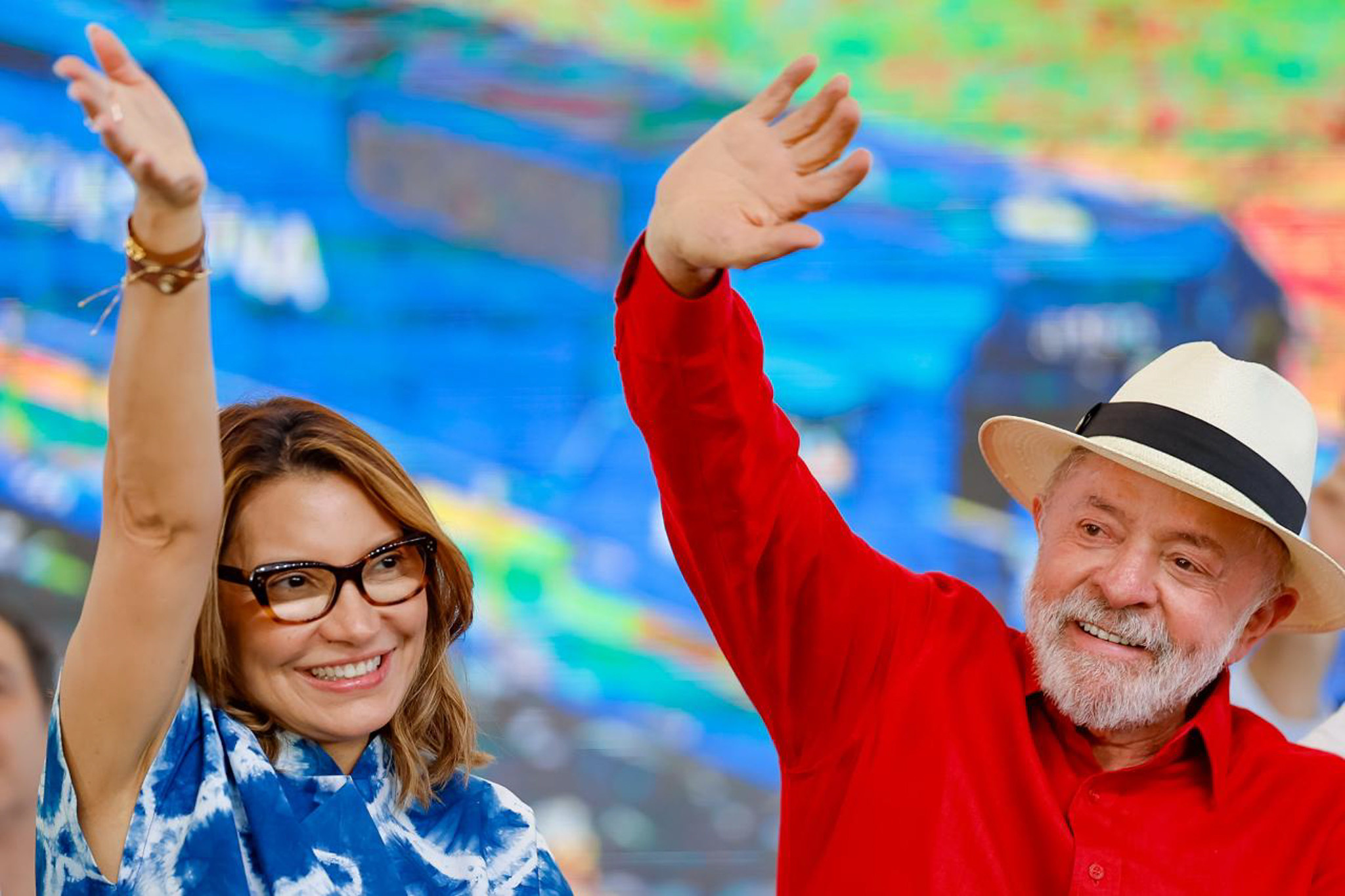 PT faz pesquisa para definir atuação de Janja na campanha de Lula