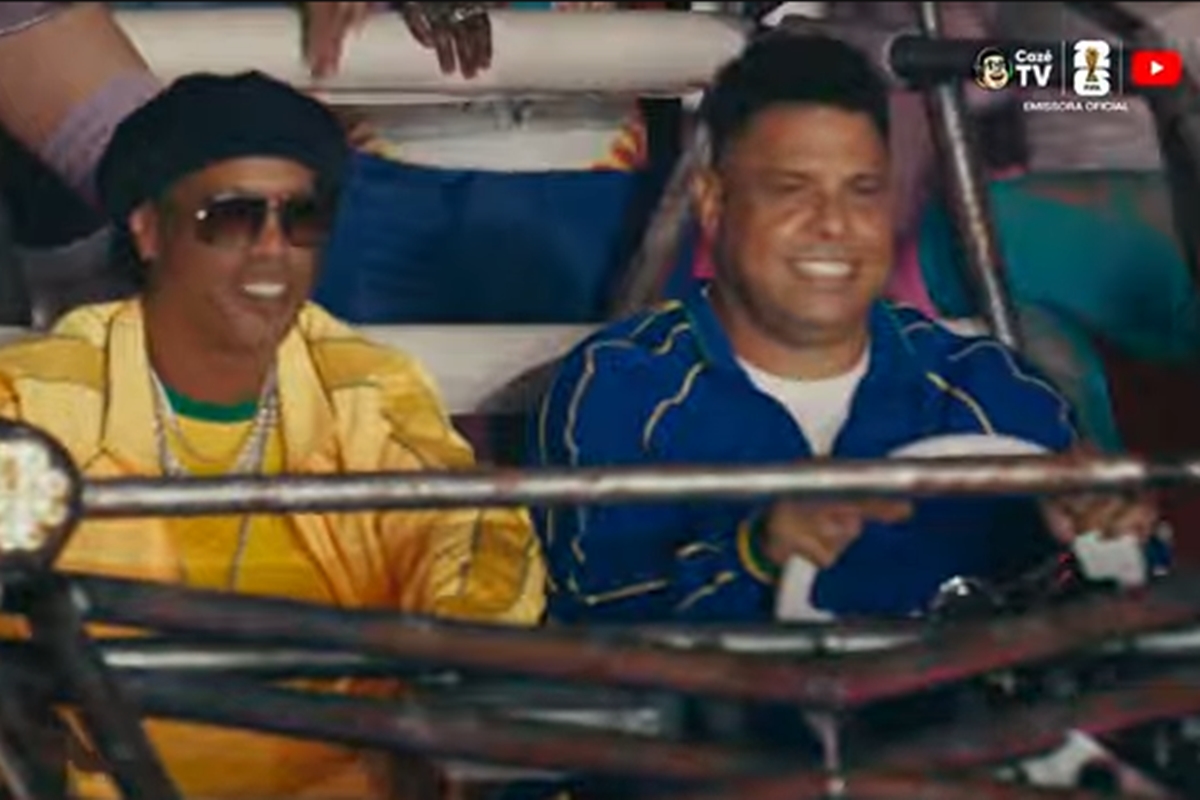 Ronaldinho e Ronaldo Fenômeno se juntam a Madonna no intervalo da Copa