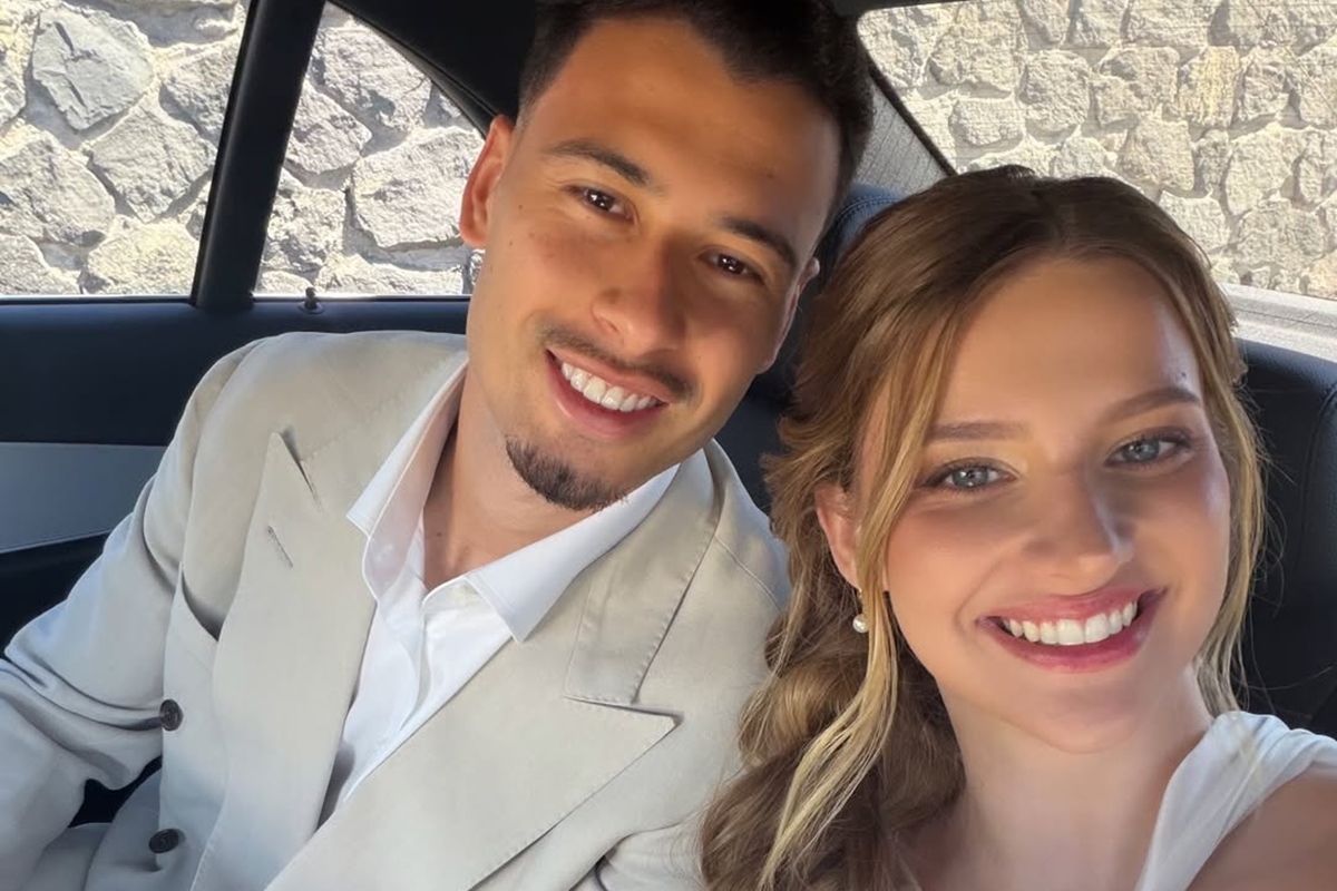 Gabriel Martinelli e Isabella Rousso se casam em cerimônia "secreta"