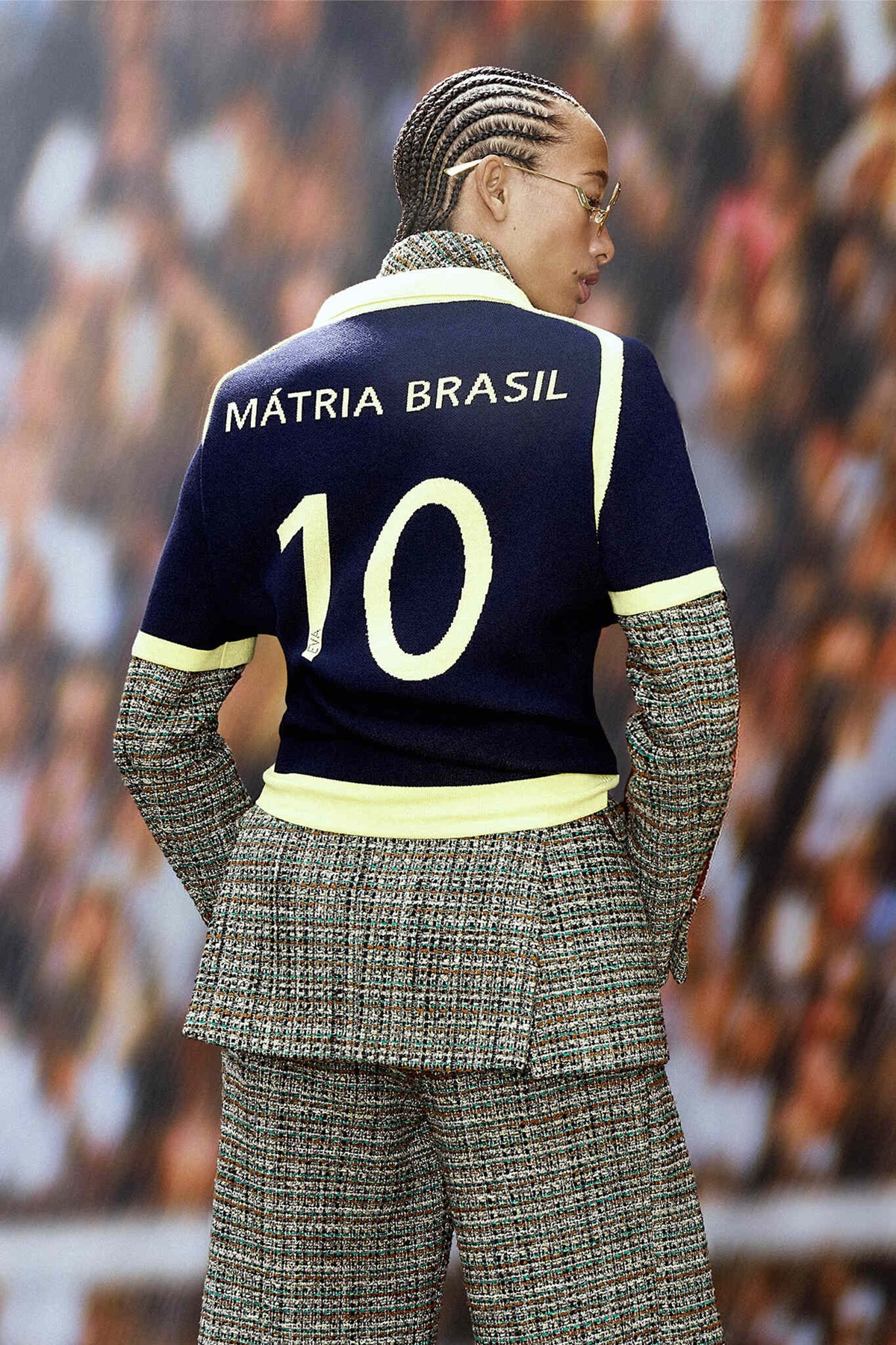foto com cor. campanha coleção-cápsula copa misci - metrópoles