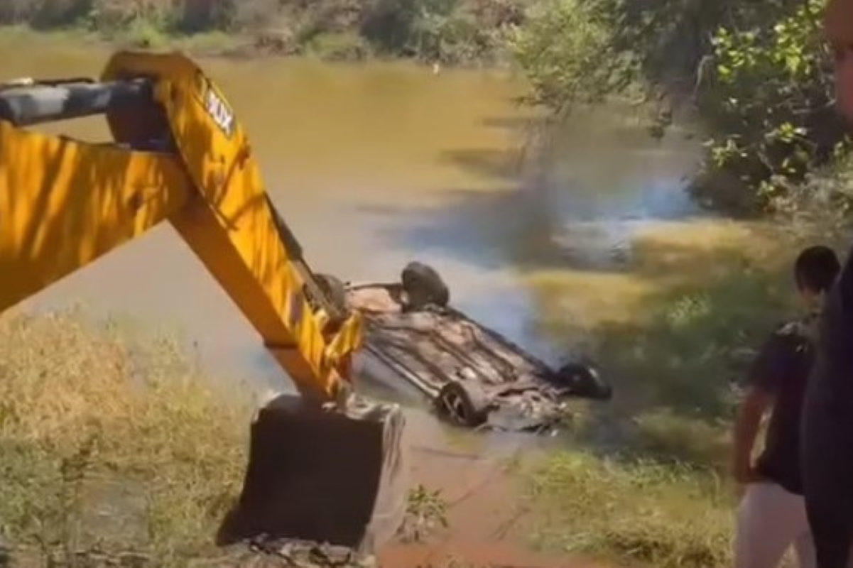 Motorista morre em trágico acidente com carro submerso no Piauí