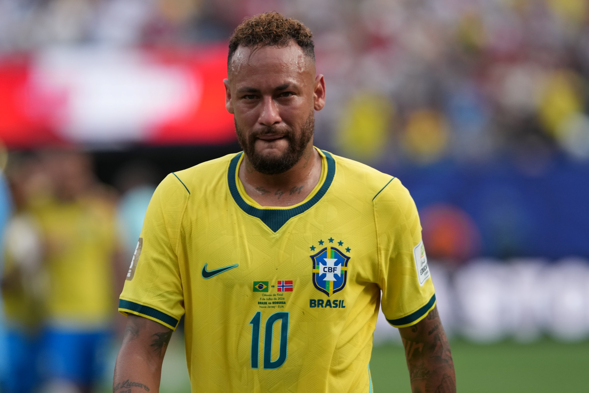 Piperno demonstra incômodo com bajulação em cima de Neymar