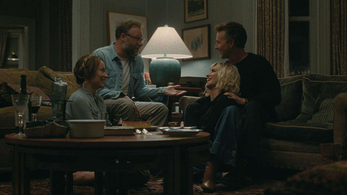 foto com cor. frame do filme o convite da a24 - metrópoles