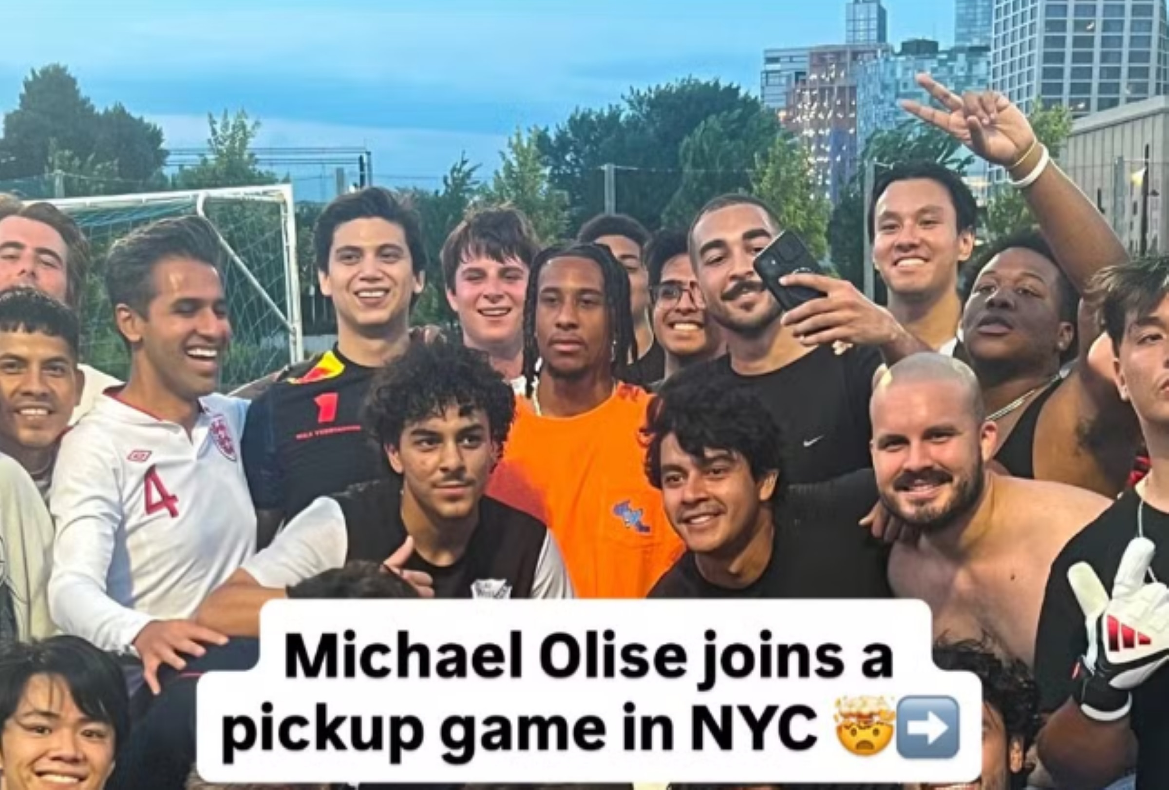 Astro da França na Copa, Michael Olise é flagrado em pelada em NY