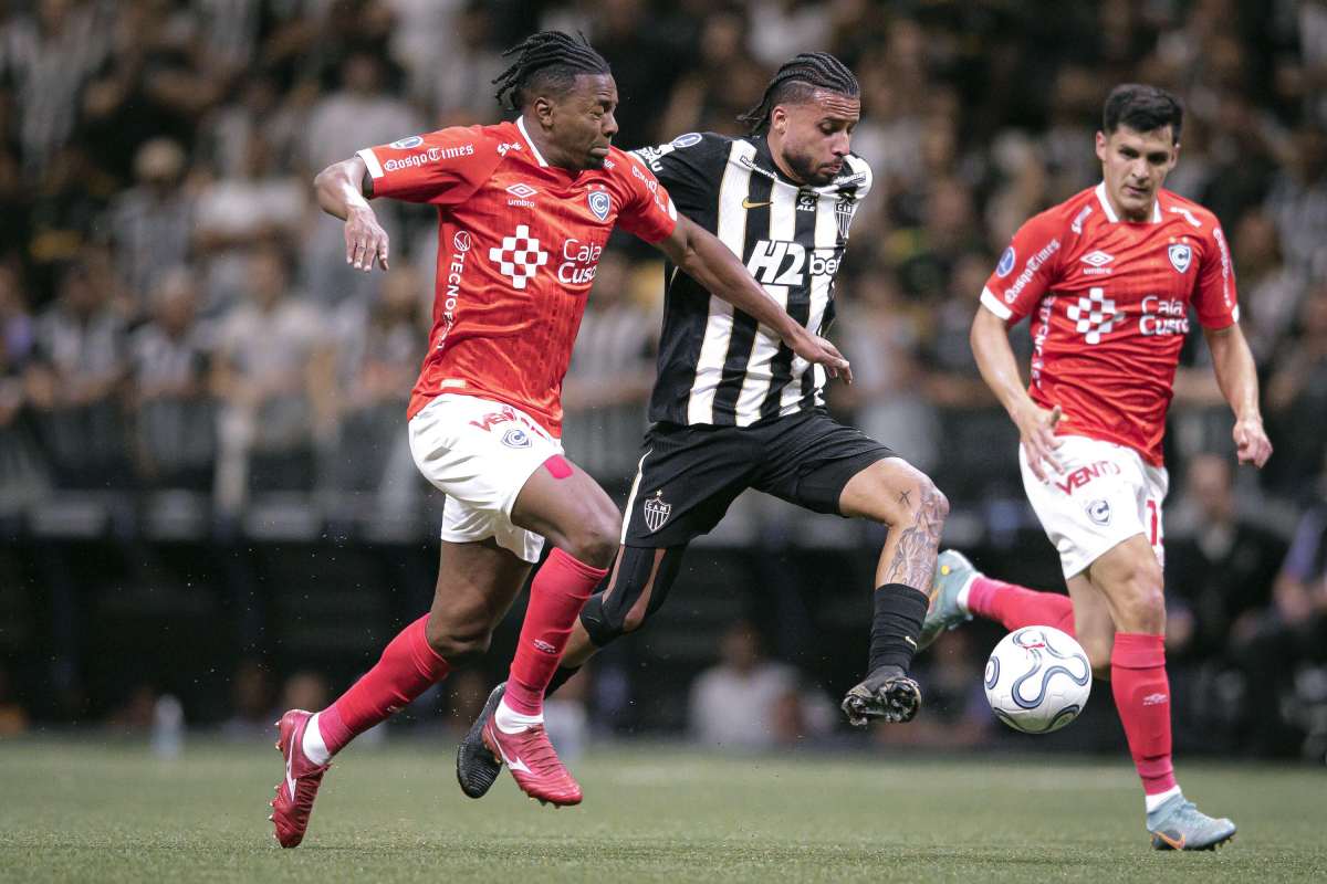 Cienciano e Lanús: Confronto Decisivo na Sul-Americana