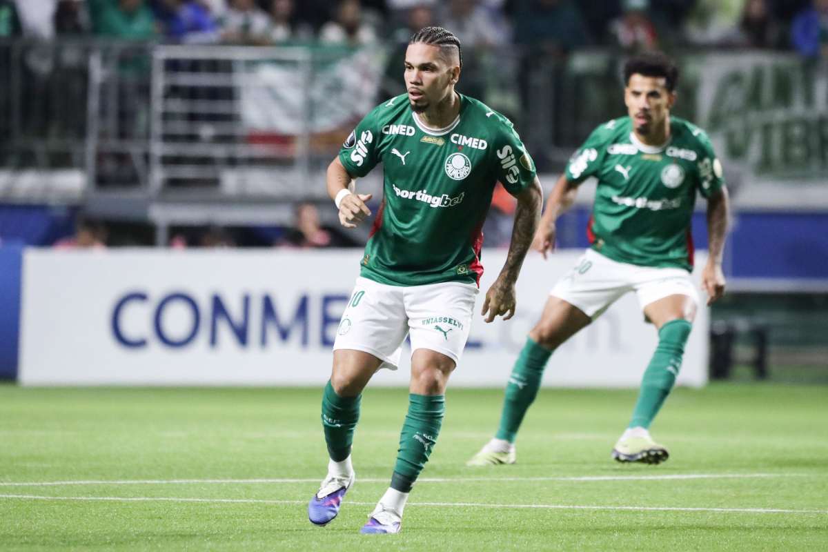 Paulinho enfrenta o Atlético-MG pelo Palmeiras; veja as odds