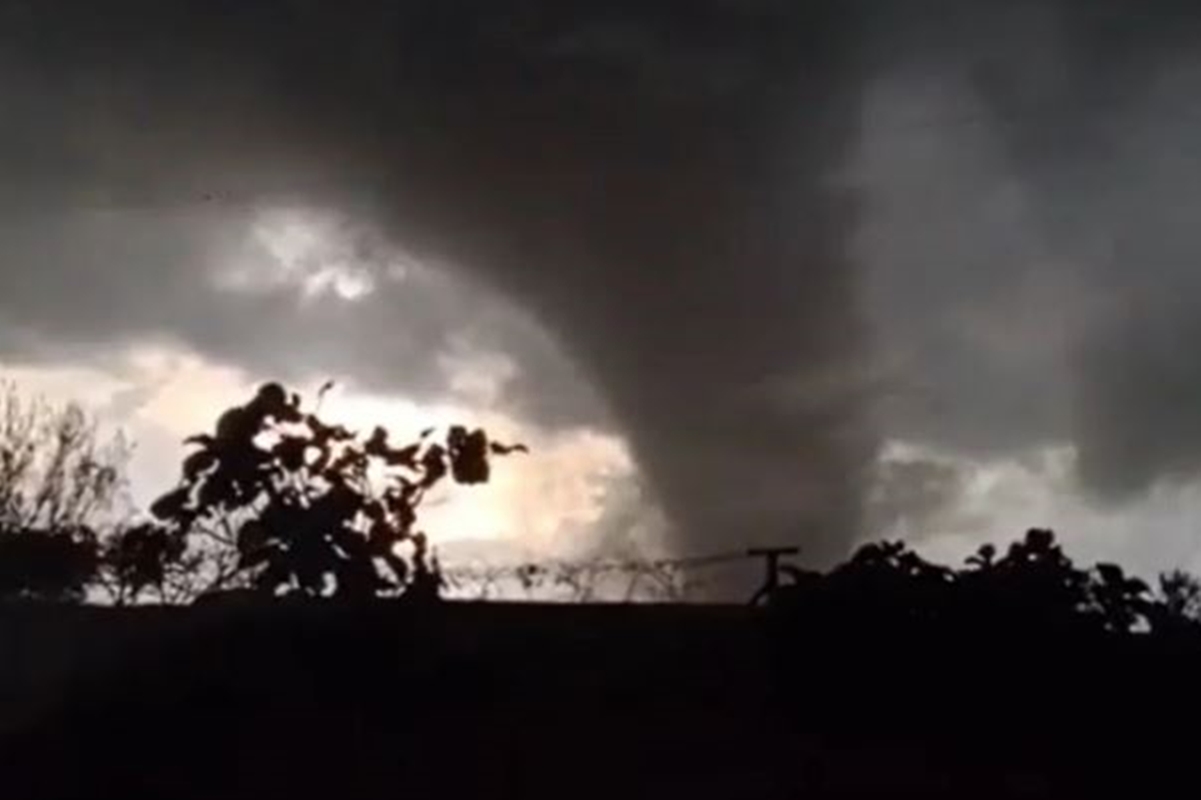 Supercélula: intenso, fenômeno incomum no Brasil causou tornado no RS