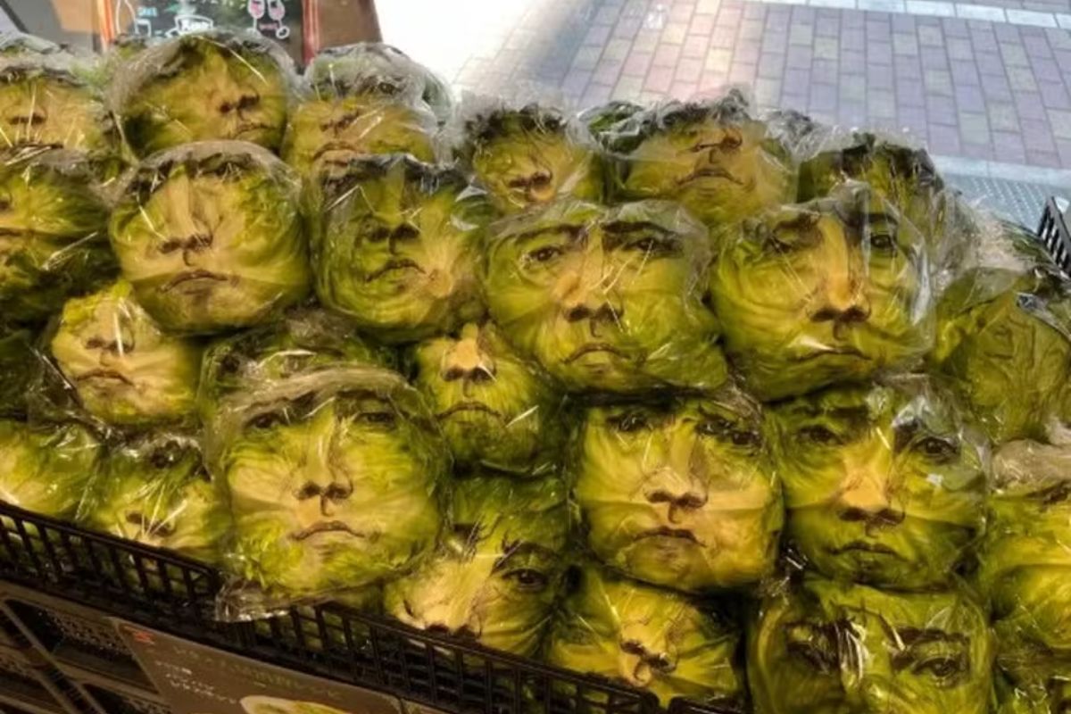 Rosto de ator japonês é estampado em pés de alface à venda