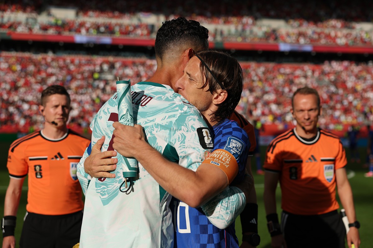 Após eliminação, Modric segue sem vencer Cristiano Ronaldo na carreira