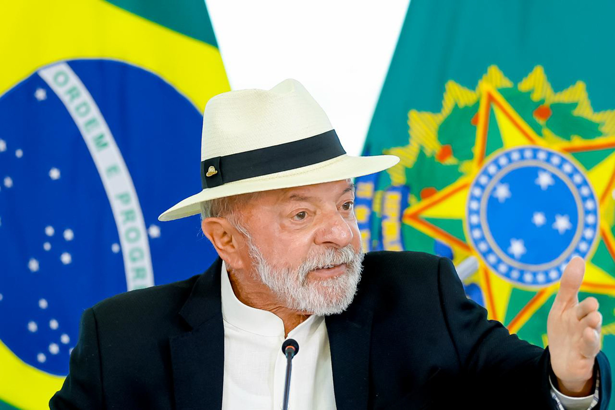 Brasil aciona reciprocidade contra taxa dos EUA