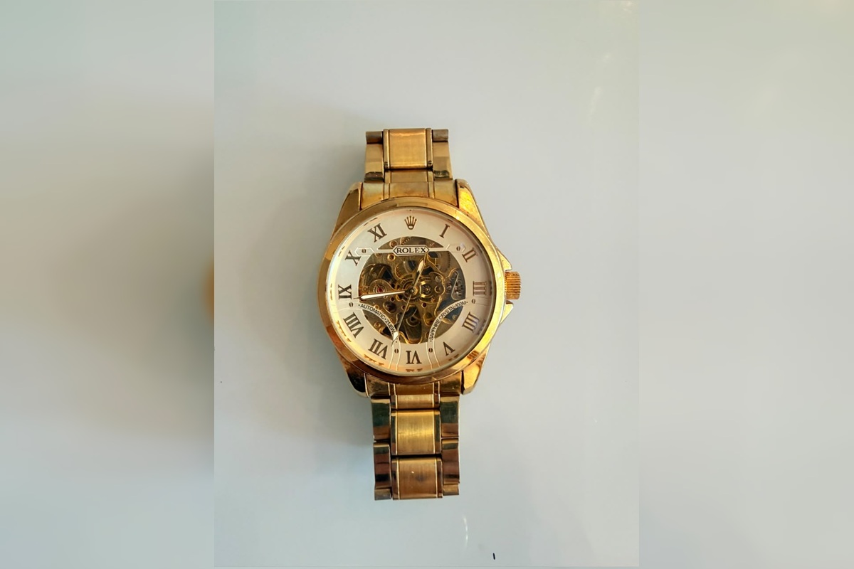 Empresária do DF perdeu 245 mil em golpe de pirâmide caribenha 17 Rolex apreendido em Manaus