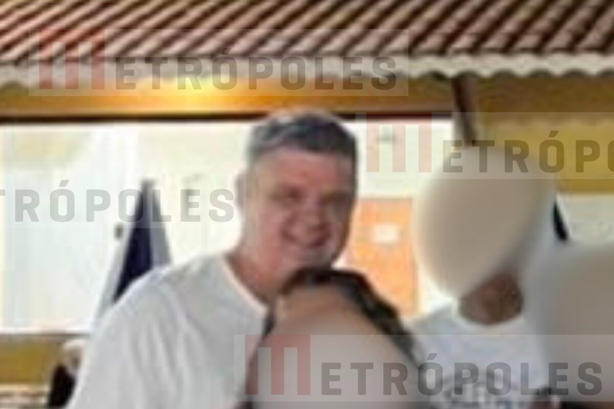 Coronel manteve amizade com operador do PCC mesmo após operação 28 Coronel da reserva em celebração de Ano Novo