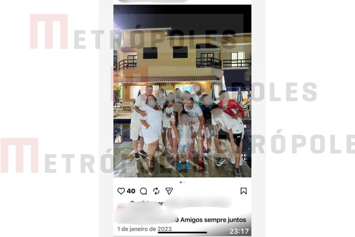 Coronel manteve amizade com operador do PCC mesmo após operação 22 Coronel em foto tirada no réveillon de 2023