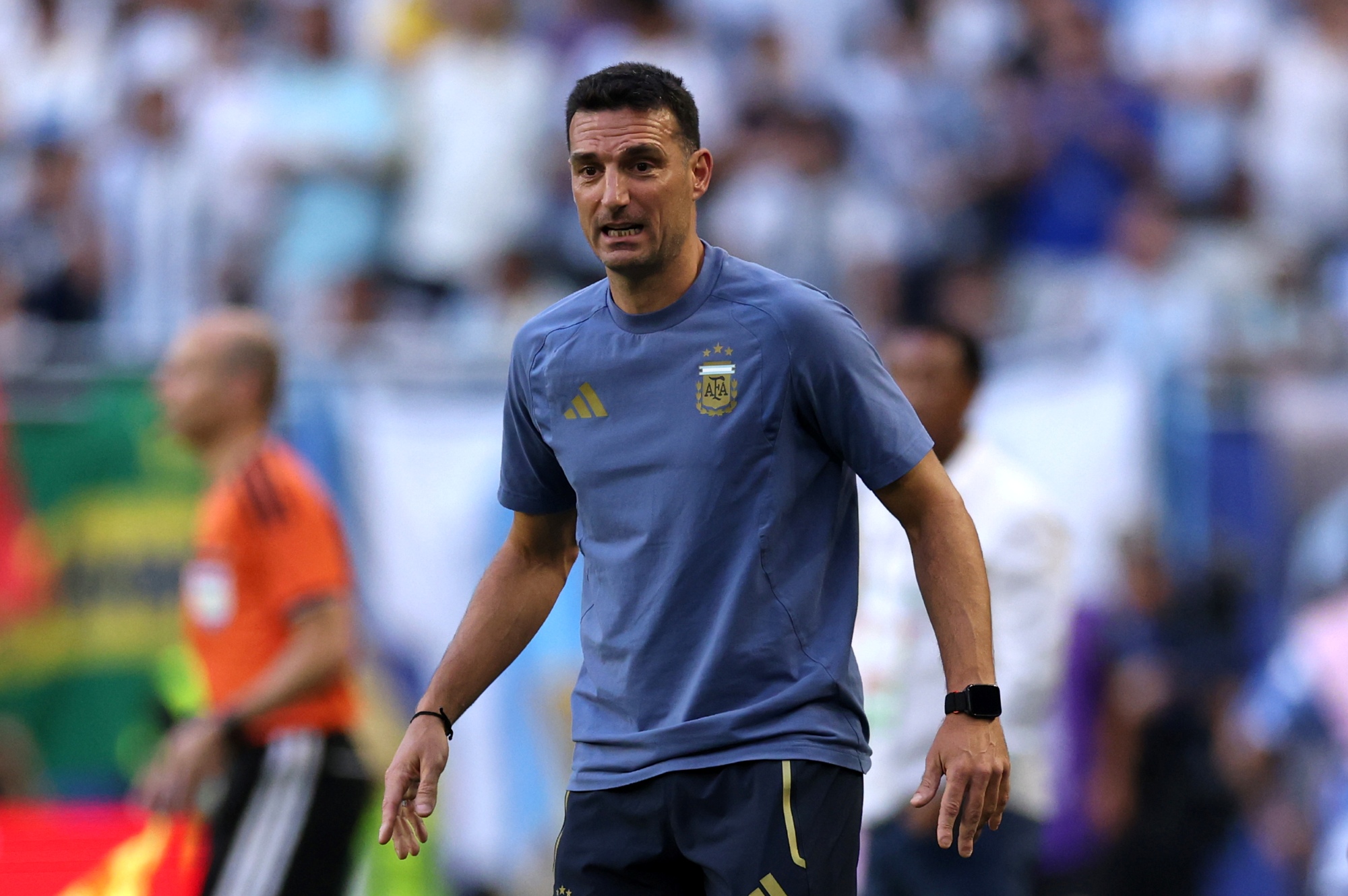 Contra Cabo Verde, Scaloni chegou aos 100 jogos pela Argentina