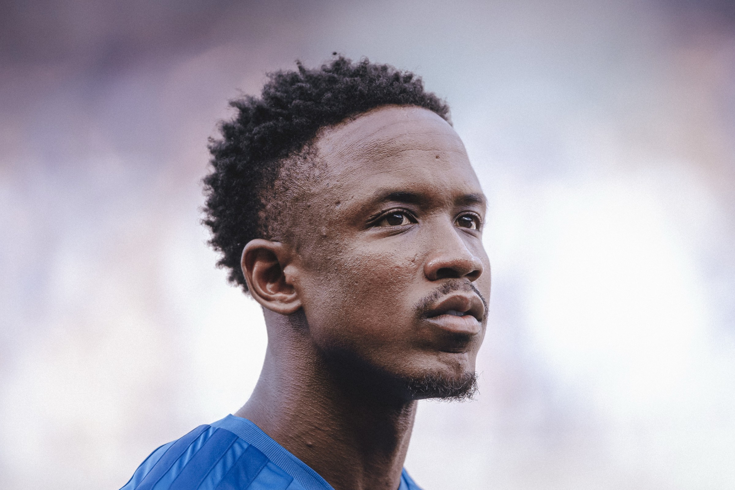Imagem vinculada ao feed original: Atacante do Cruzeiro, Sinisterra vai tratar lesão da coxa na Finlândia