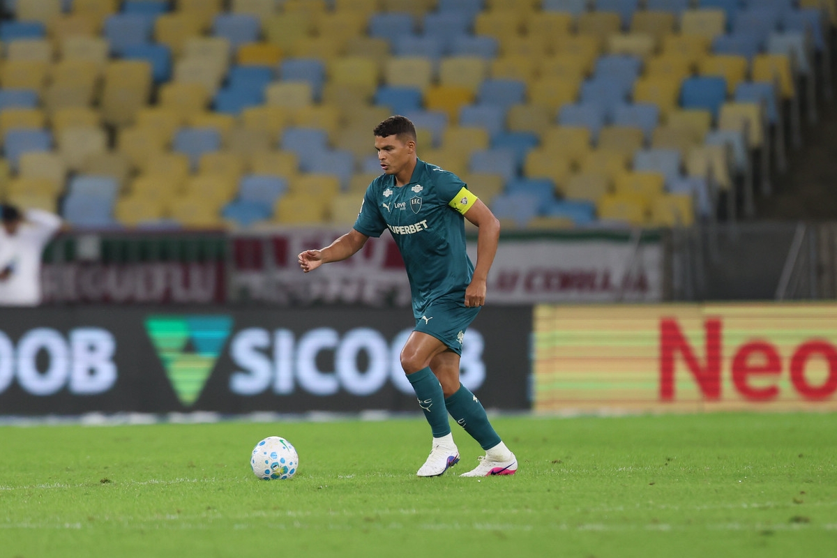 Fluminense revela lesões de Thiago Silva e Freytes antes de duelo importante