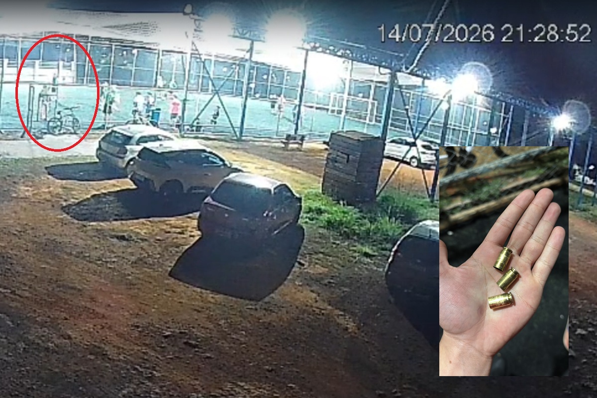Homem invade campo de futebol e atira para o alto por se incomodar com barulho