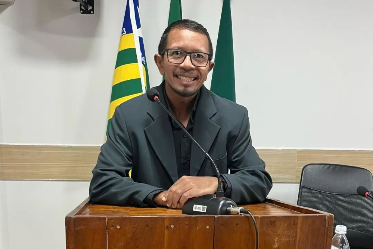 Vereador do PT morre após levar mais de 2 mil picadas de abelha