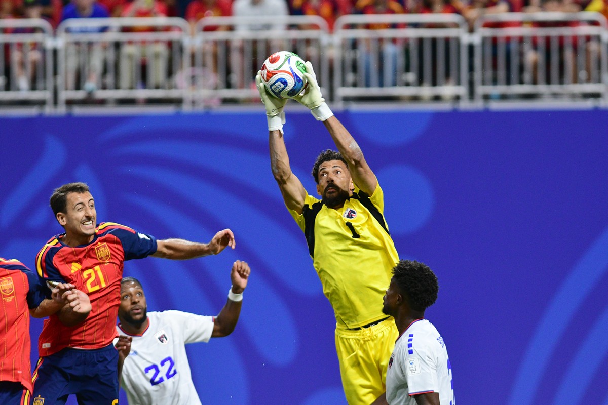 Copa do Mundo: Vozinha é o único goleiro que não levou gol da Espanha