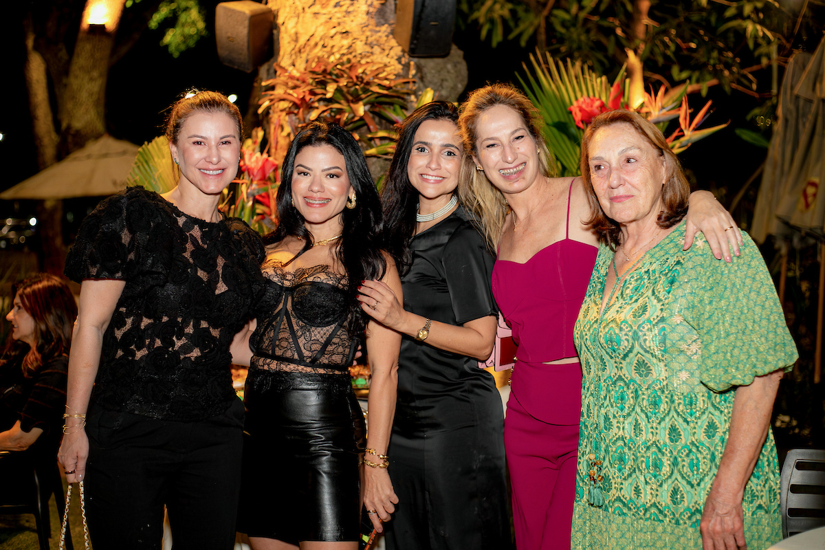 Fernanda Bolsonaro, Juliana Dias, Christiane Oliveira, Ana Maganha Paniago e Adelaide Maganha