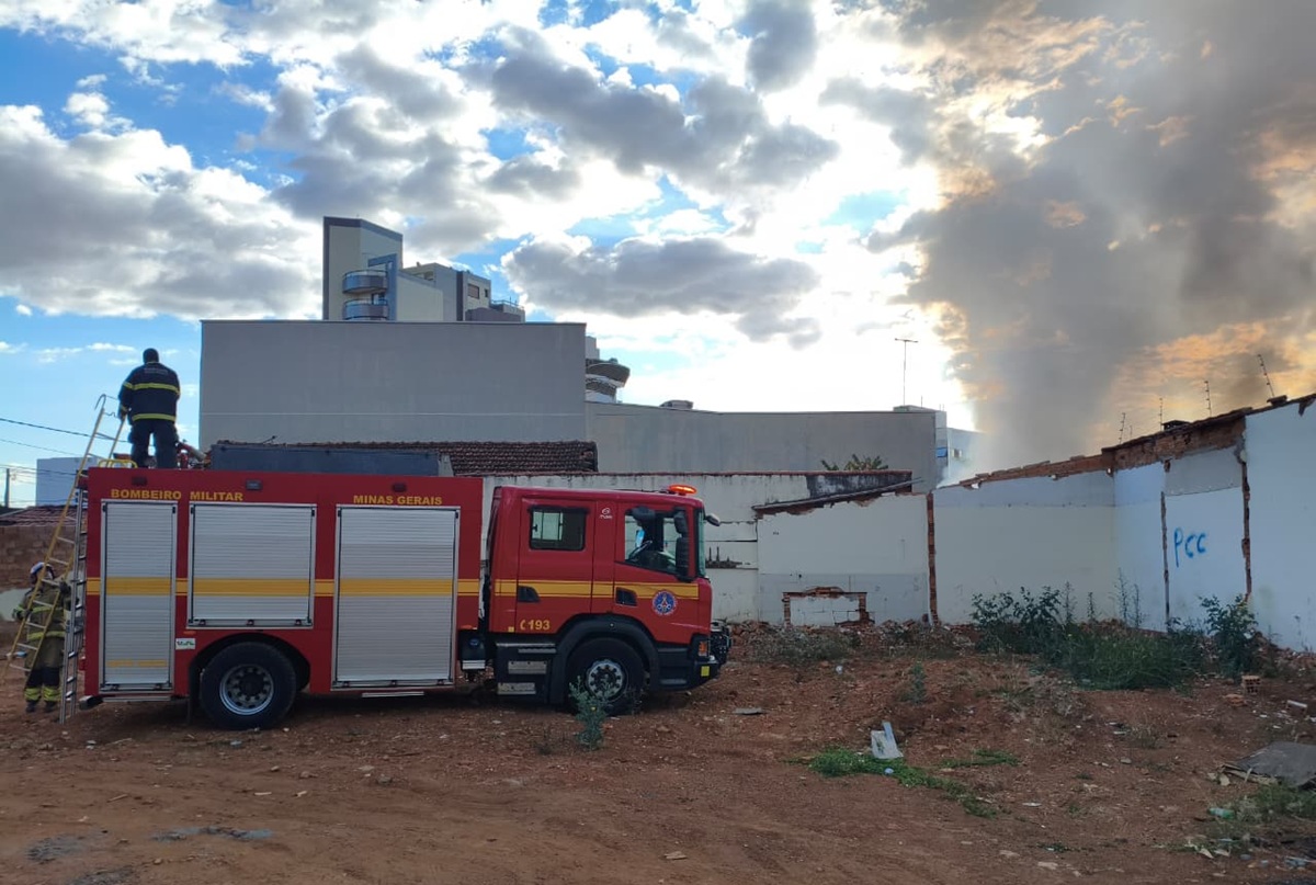 Incêndio oficina Patos de MInas