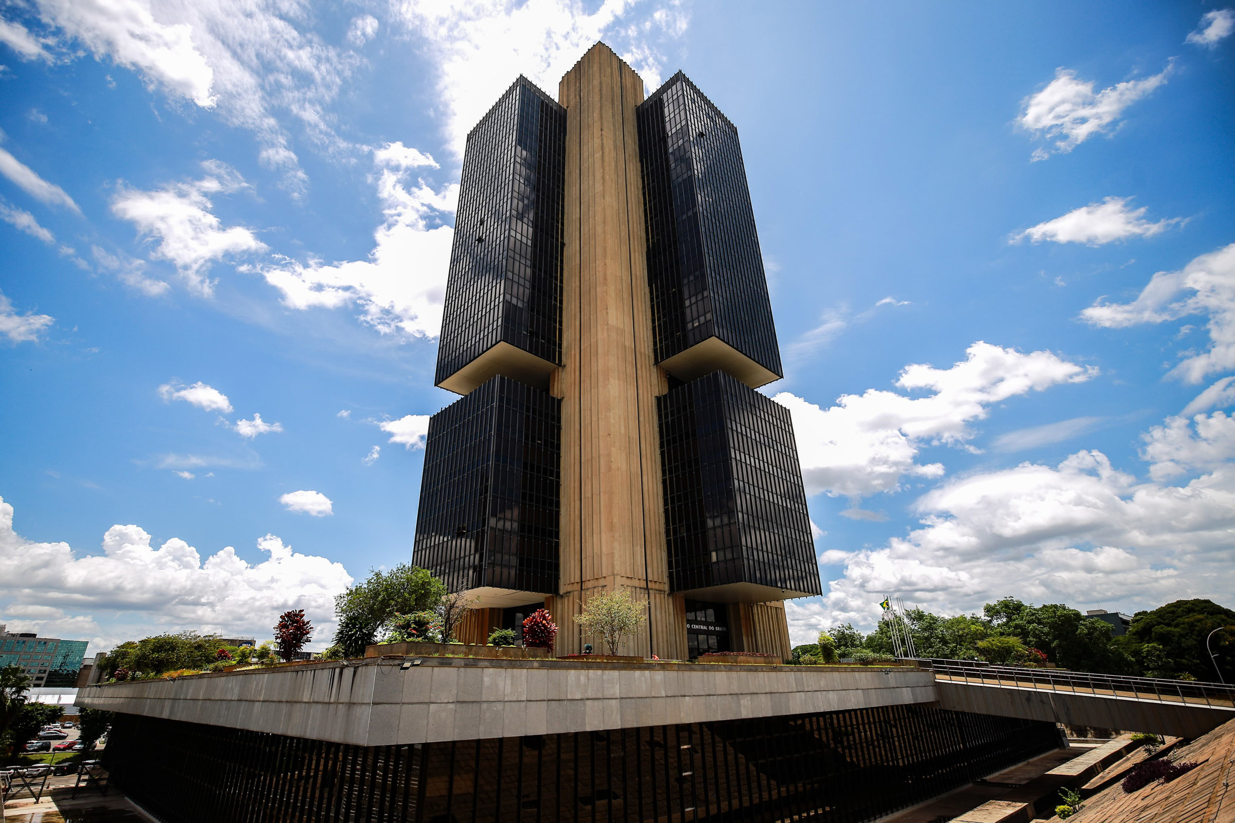 Mercado espera Selic em 14% nesta quarta, dia de decisão do Copom