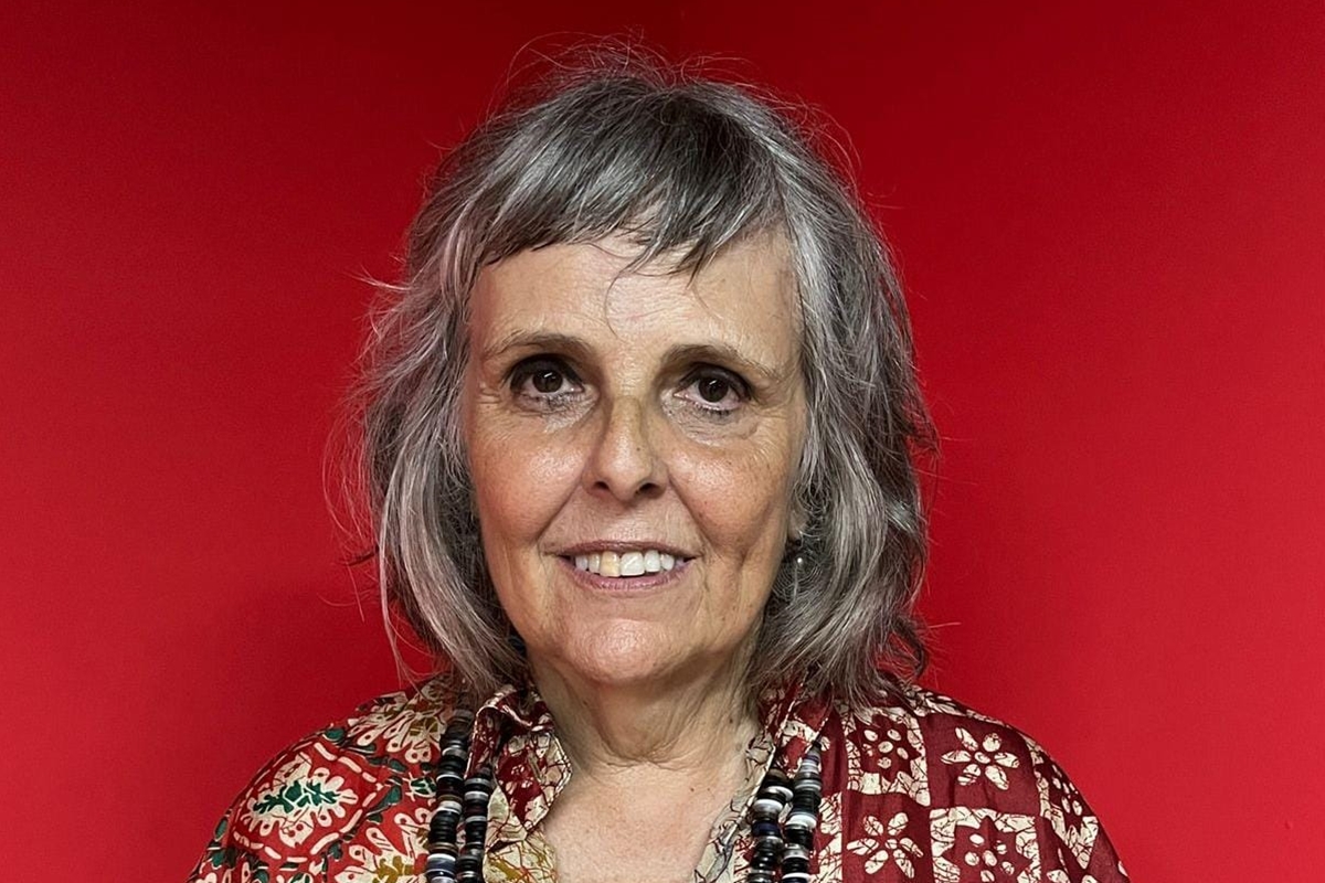 Curadora Marília