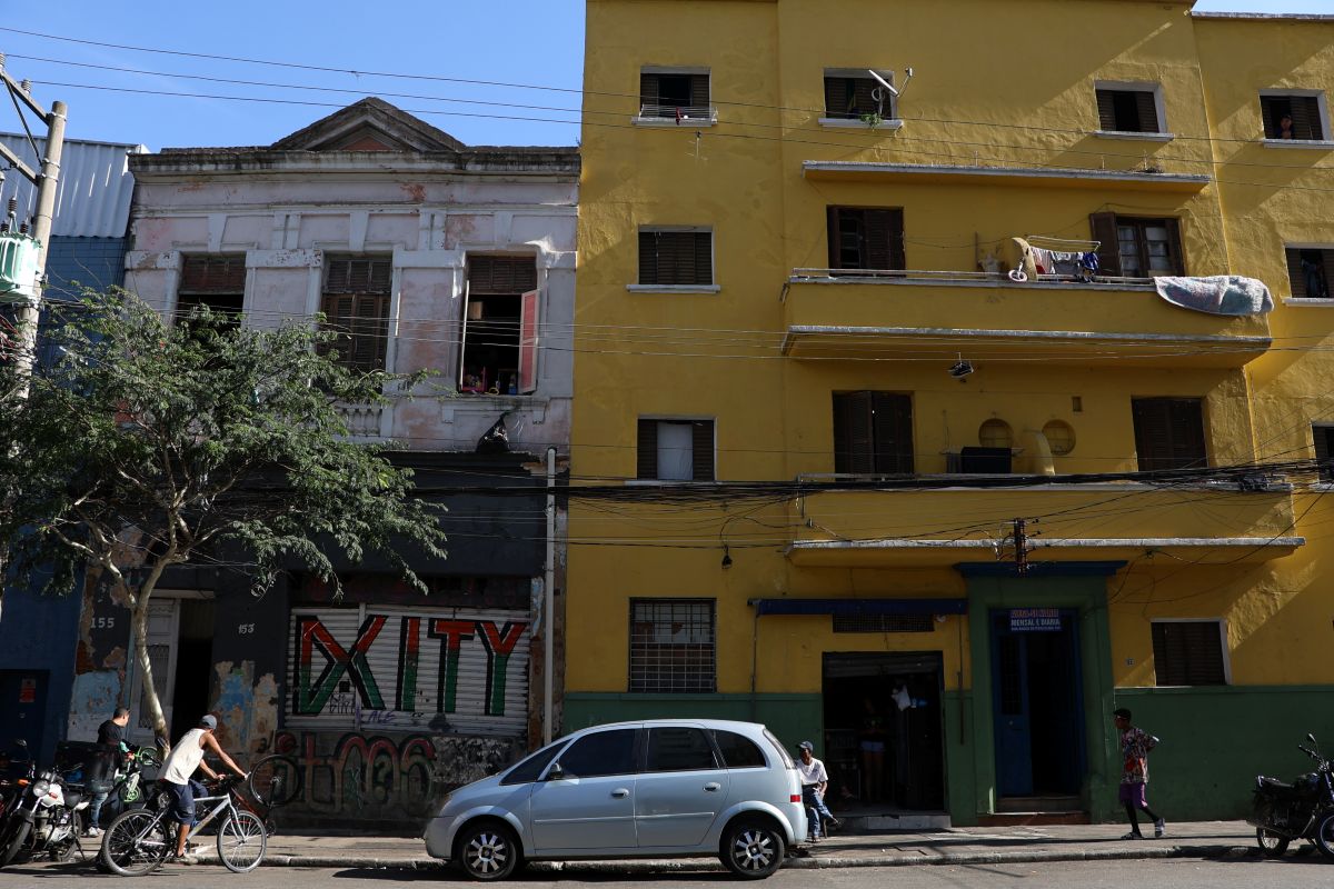 Decisão Judicial Impede Despejo de Famílias em Área de Sede do Governo de SP