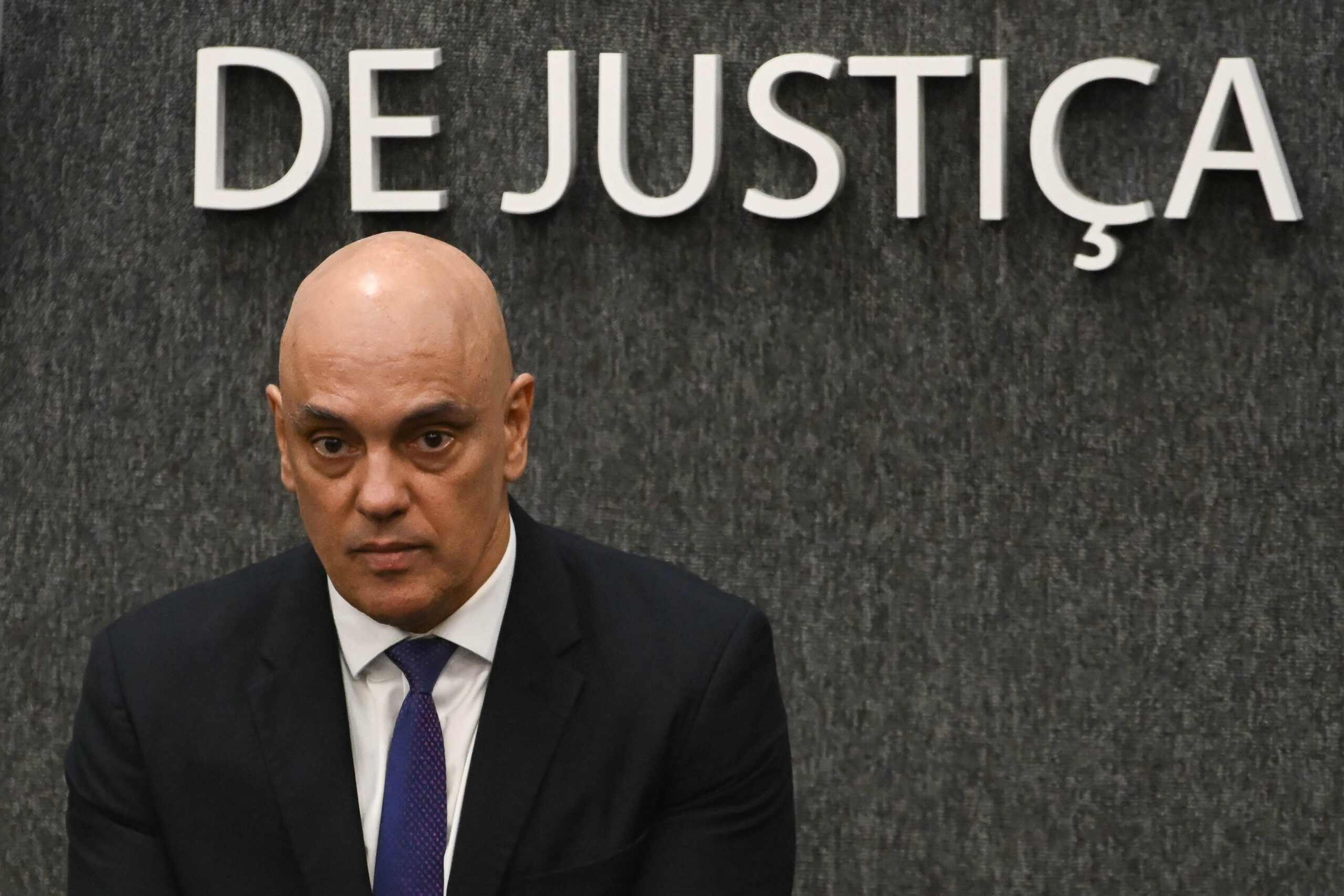 Moraes dá 48 horas para Mobiliza explicar verba a candidaturas negras