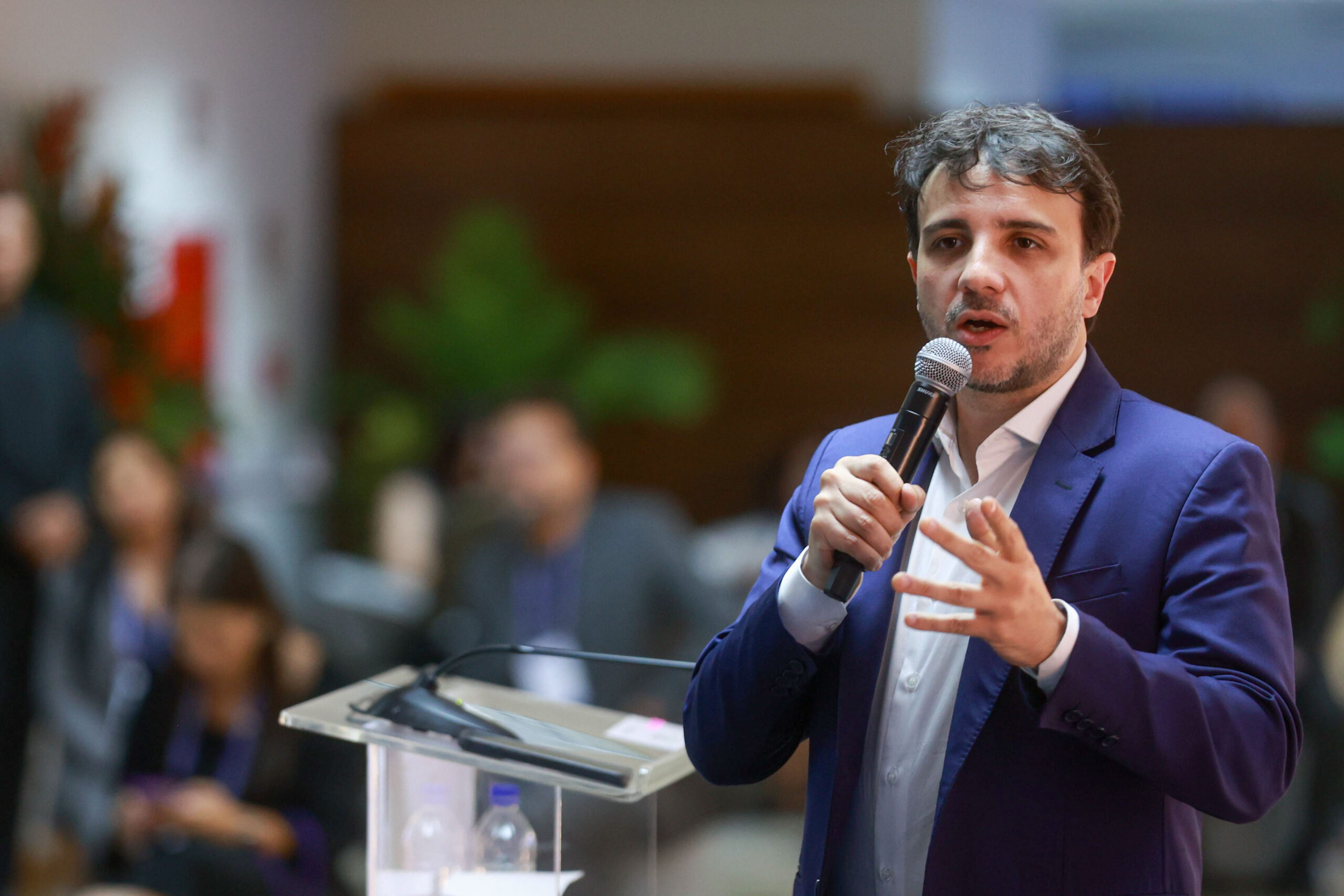Ministério Público Federal processa Renan Santos por discriminação contra indígenas