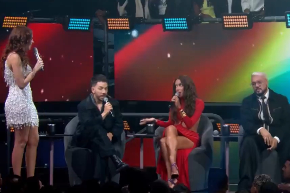 Anitta ironiza ao ver Belo emocionado no Estrelas da Casa: “Ele é ator”